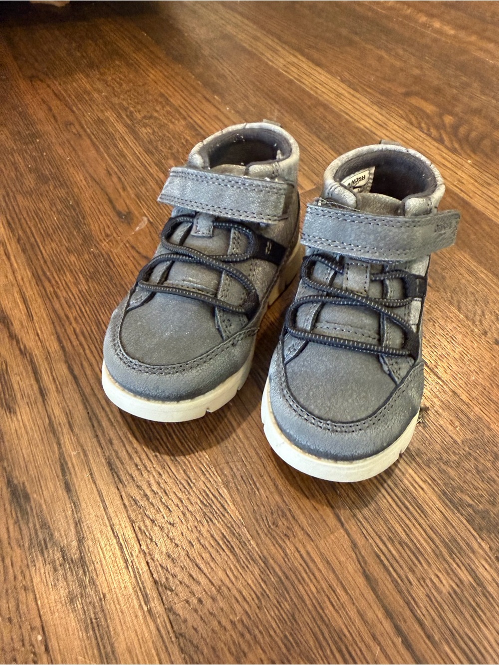 OshKosh B'gosh Gray Kids Velcro Sneakers